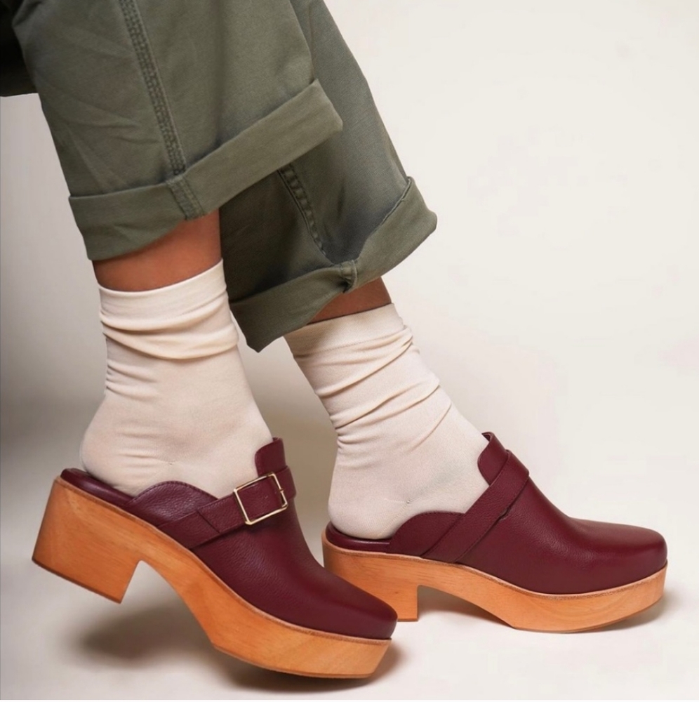 Charlotte Stone 🤩 | Leather Sam Clogs
